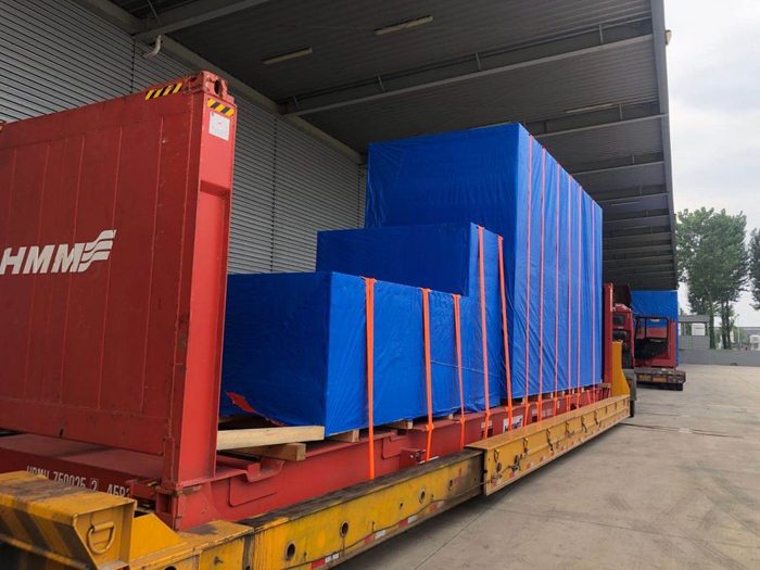 Signing with a Freight Forwarder: Which Contract Clauses Deserve Your Closest Attention?